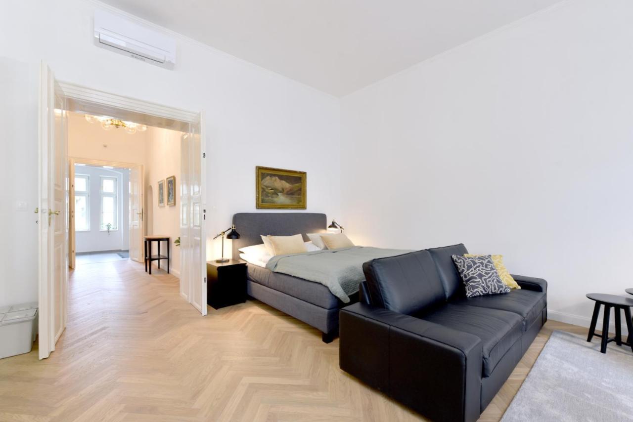 Apartman S Balkonom Trencin Exterior photo