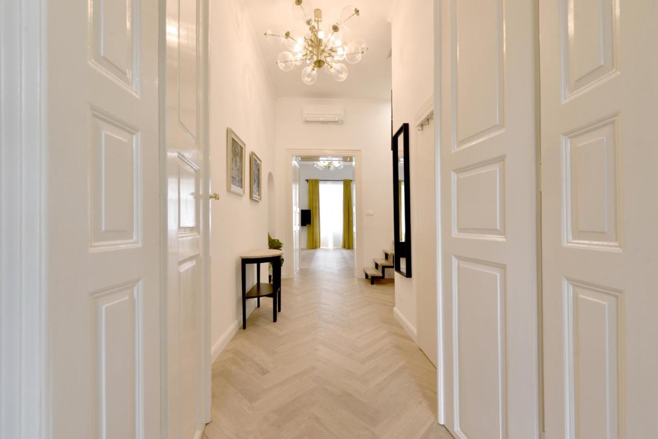 Apartman S Balkonom Trencin Exterior photo